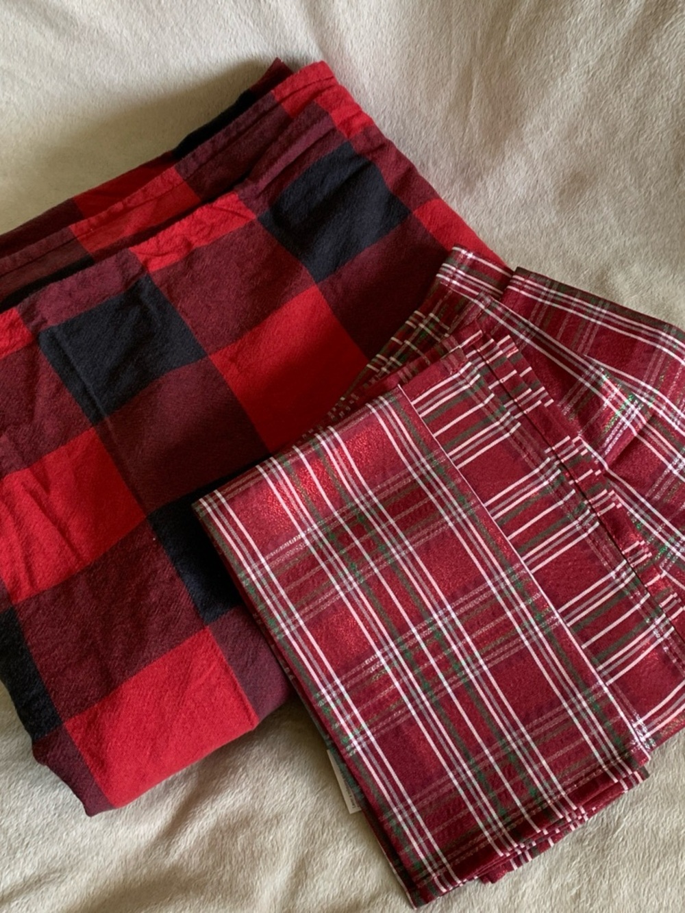 St. Nicholas Square Red and Black Plaid Cozy Throw